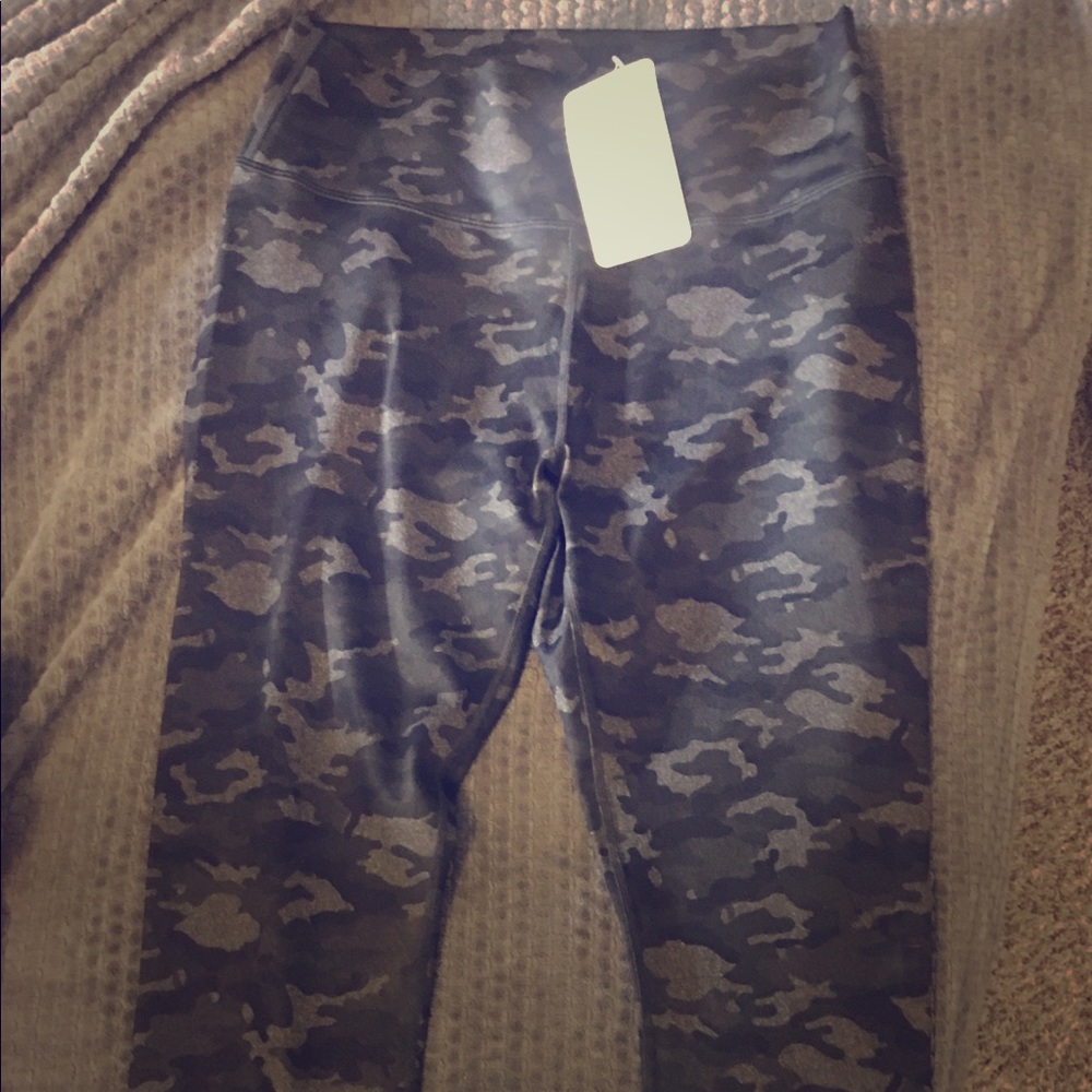 Camo leggings